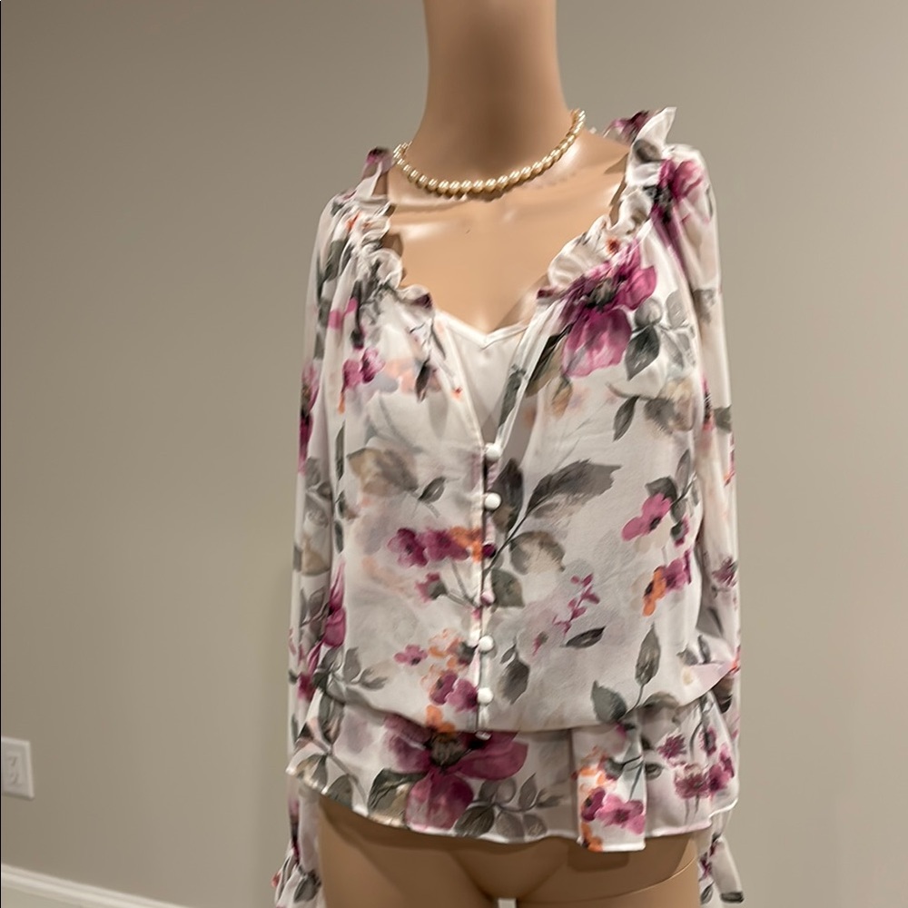 White House Black Market Floral Blouse - Pink and Gray
